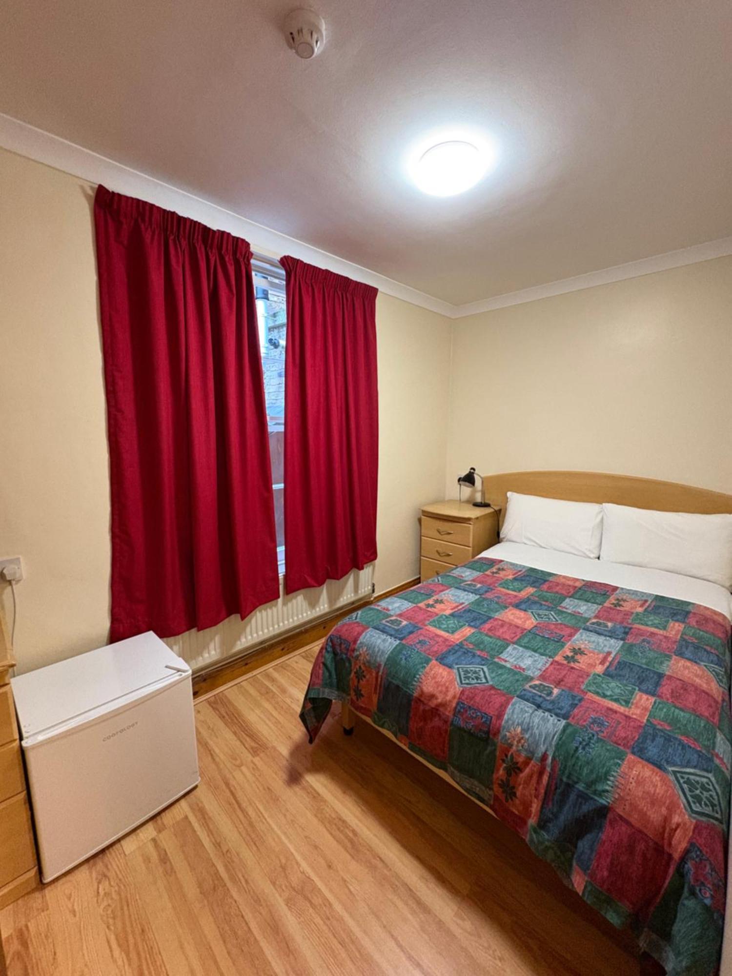 European Hotel ลอนดอน ภายนอก รูปภาพ